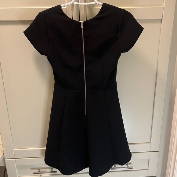 Aritzia Wilfred Flared Dress Size 0 Black V Neck - Picture 5 of 13